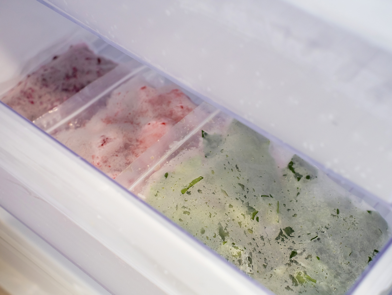 So lagern Sie BARF-Fleisch richtig – Tipps für Vorrat & Tiefkühltruhe So lagern Sie BARF-Fleisch richtig – Tipps für Vorrat & Tiefkühltruhe